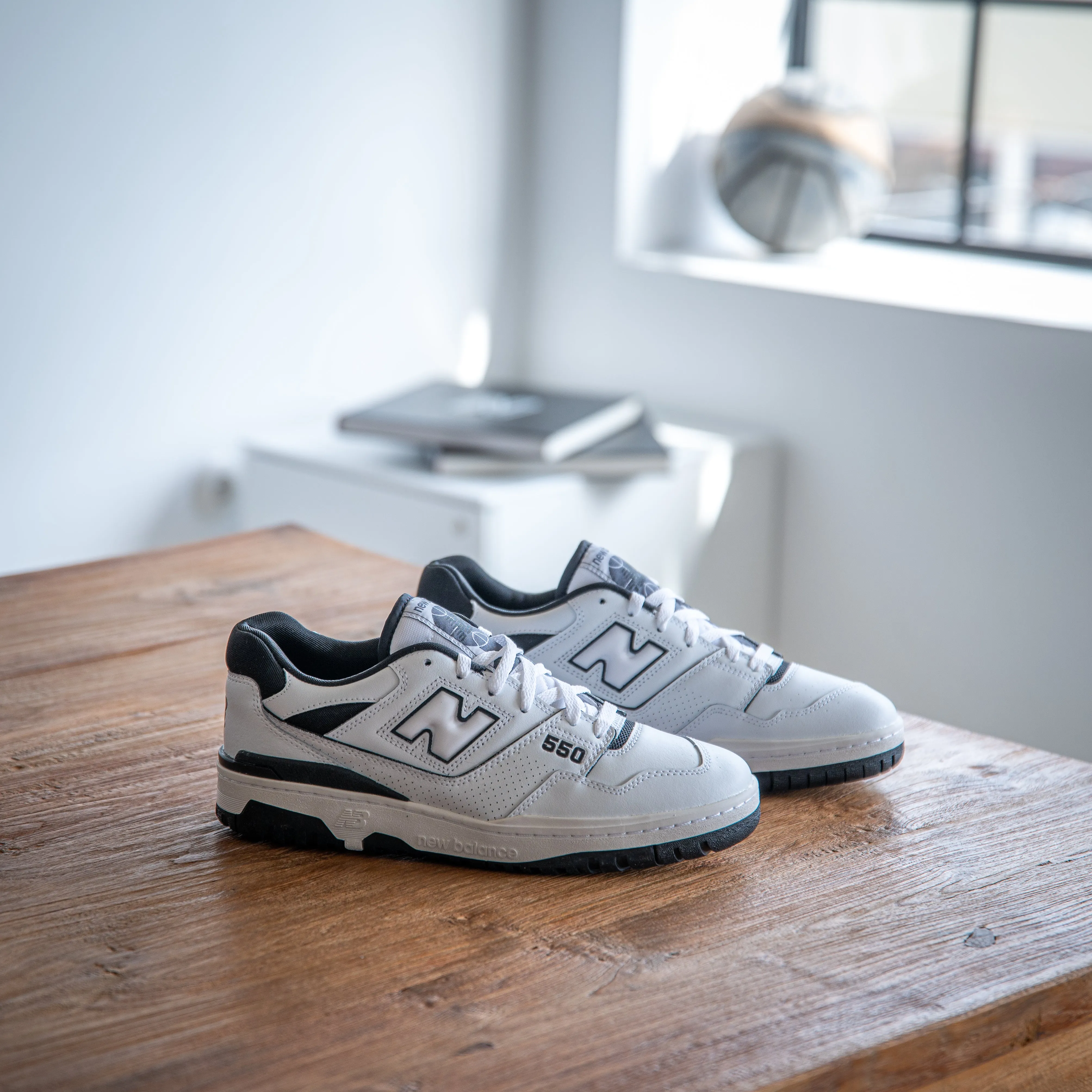 BB550HA1 / NEW BALANCE / WHITE WITH BLACK