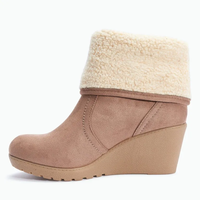 Beige Boots