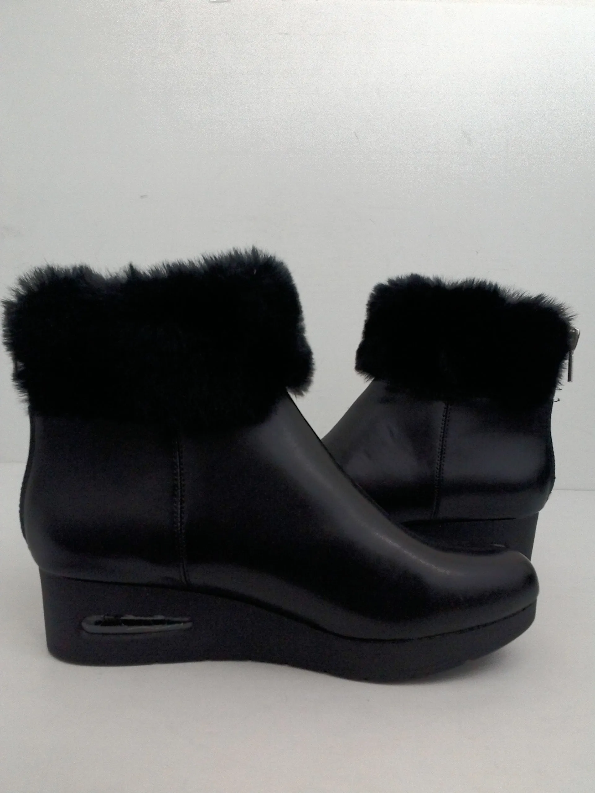 DKNY Women's Black Booties Size 8.5