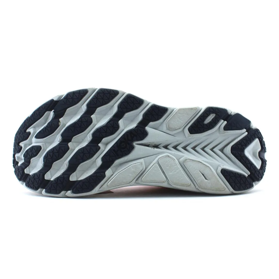 HOKA ONE ONE CLIFTON 8