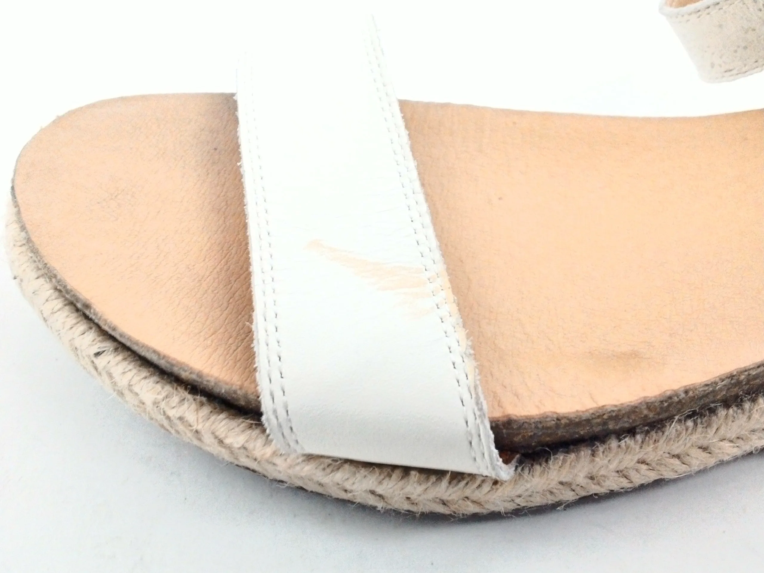 Lucky Brand Women's Garston Beige Leather Sandals Size 7.5