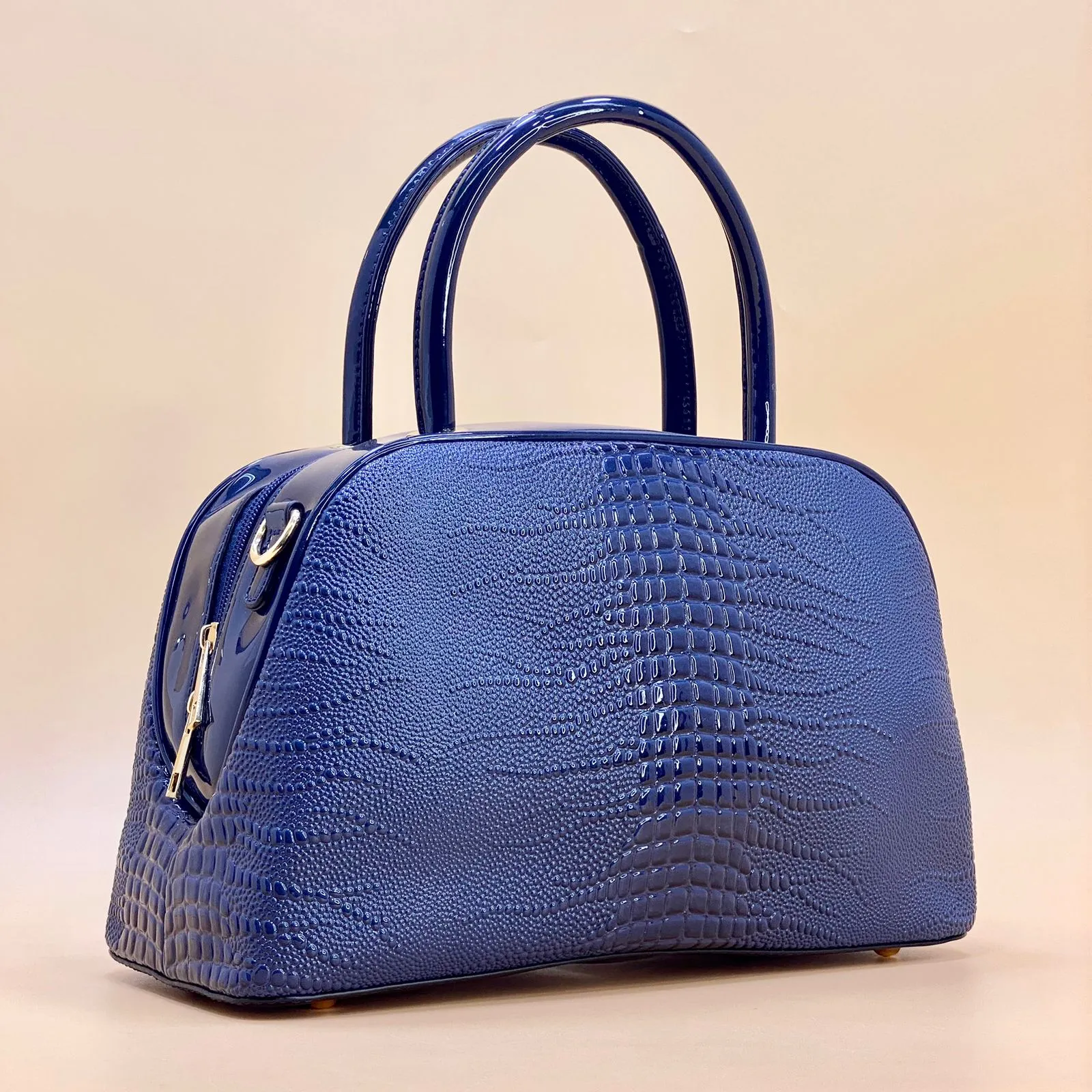 NEW 2023 ,  WOMEN HANDBAGS B421